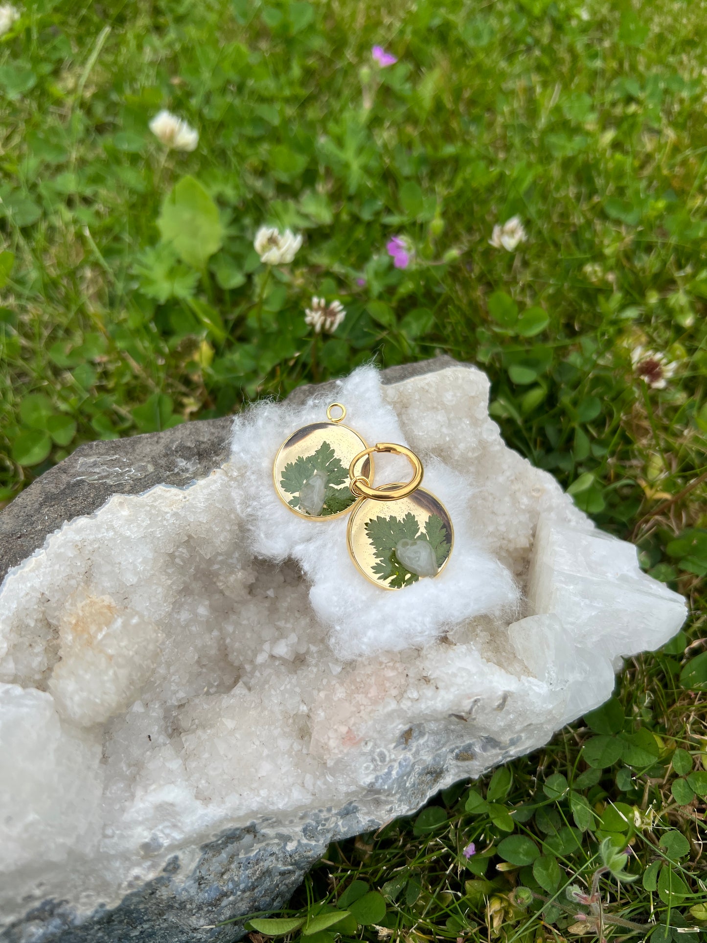 Crystal Quarz - Tinker Charms golden