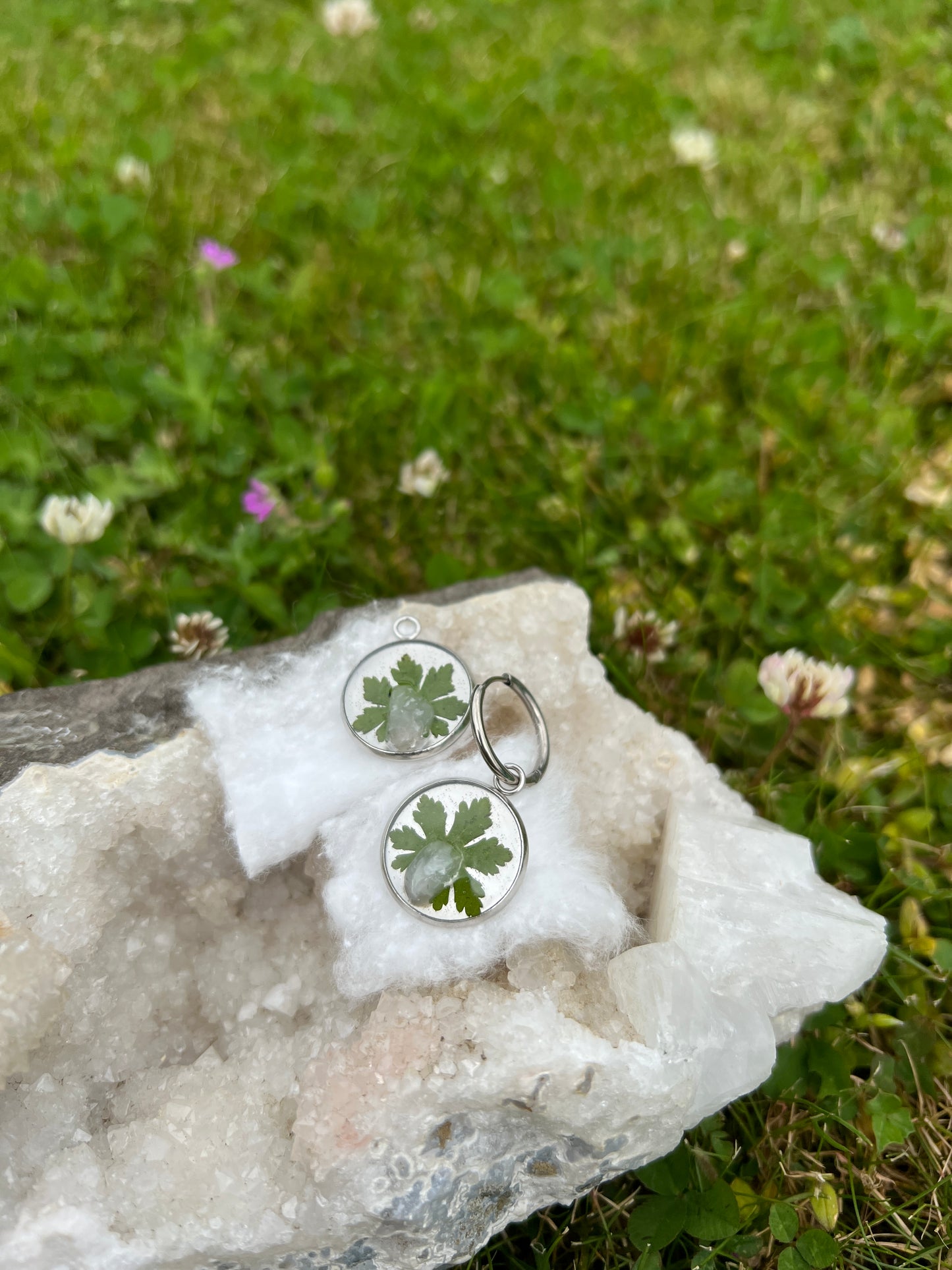 Crystal Quarz silvery - Tinker Charms