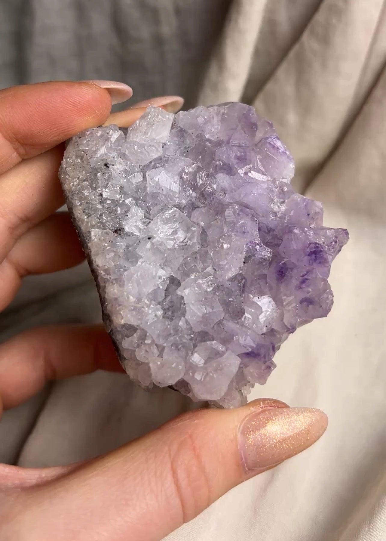 Amethyst - größeres Naturstück (ca. 100-200g)
