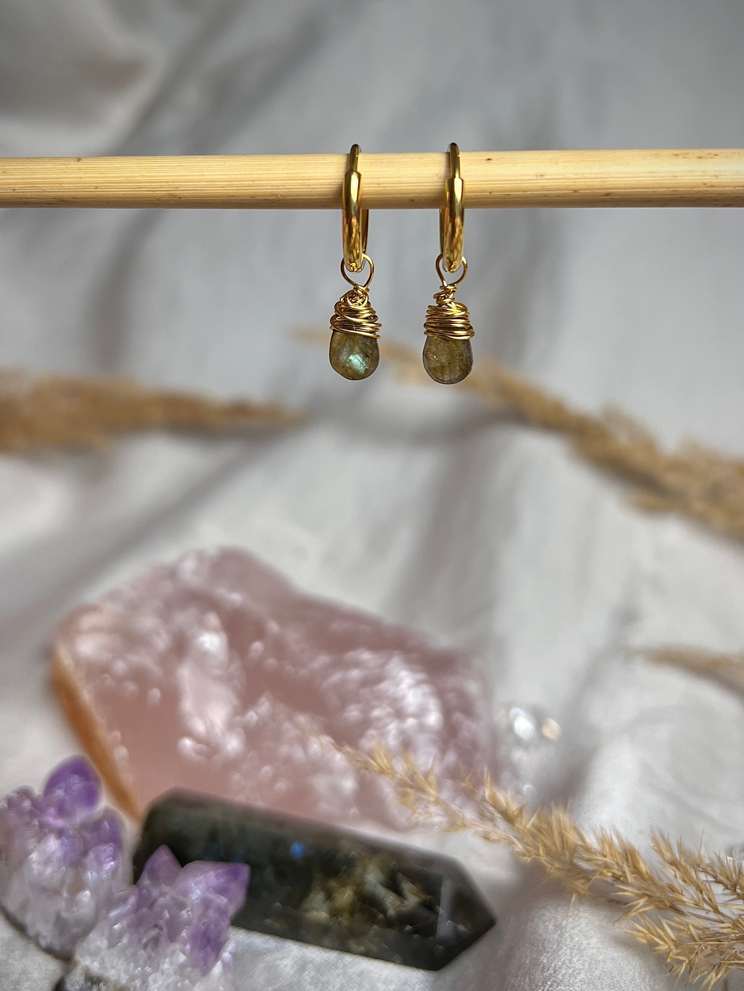 Sunlit Drops - Choose your Crystal
