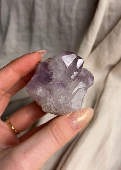 Amethyst - größeres Naturstück (ca. 100-200g)