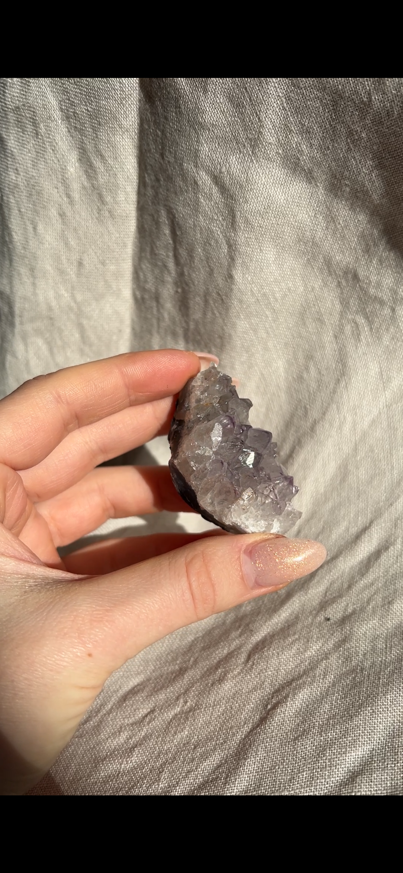 Amethyst – mittleres Naturstück (ca. 50–90g)
