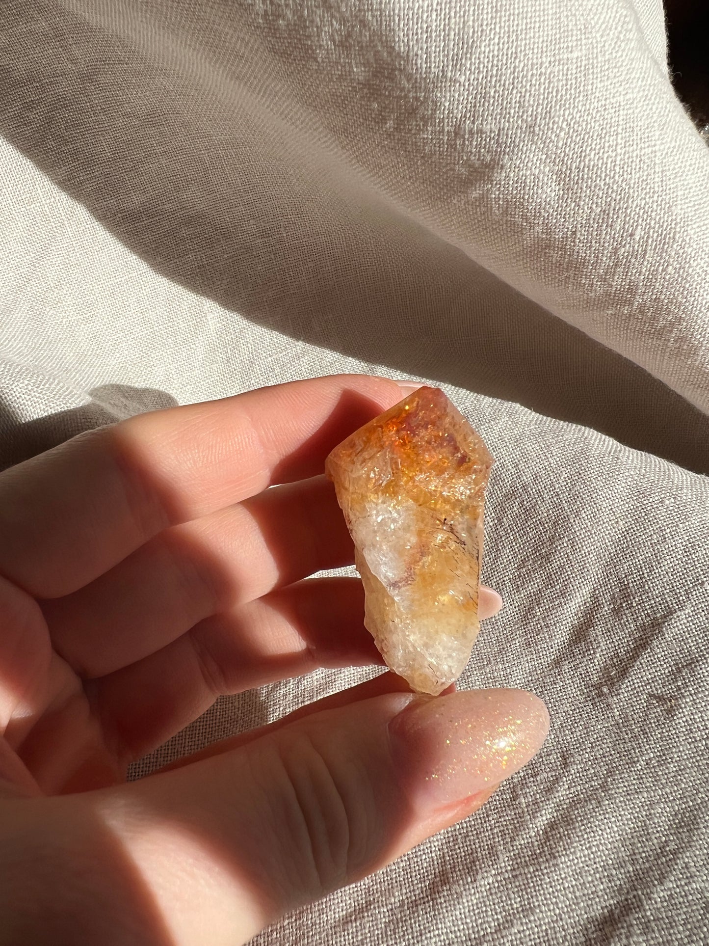 Citrin (gebrannt) – kleines Naturstück (ca. 25-40g)