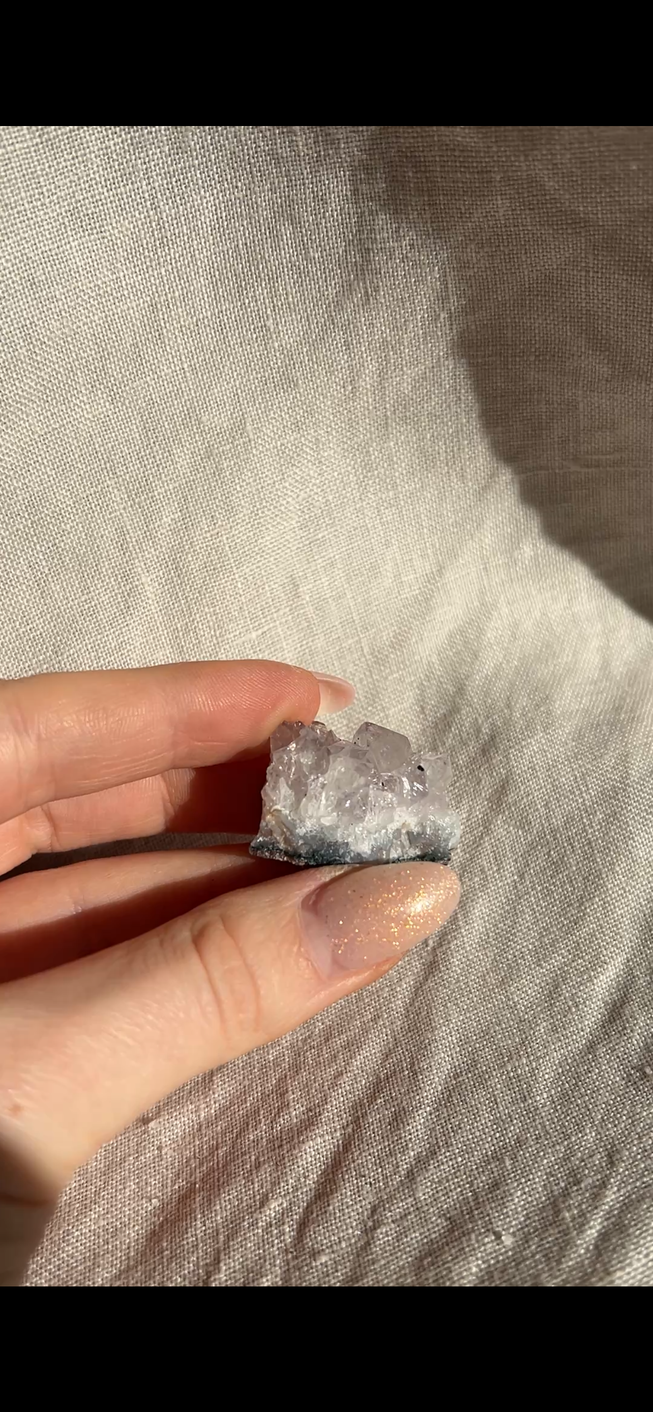Amethyst – kleines Naturstück (ca. 25–40g)