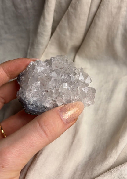 Amethyst - größeres Naturstück (ca. 100-200g)