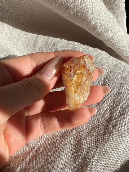 Citrin (gebrannt) – kleines Naturstück (ca. 25-40g)
