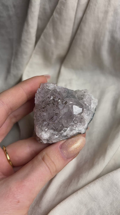 Amethyst - größeres Naturstück (ca. 100-200g)