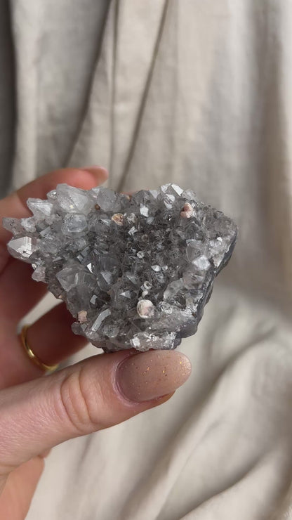 Amethyst - größeres Naturstück (ca. 100-200g)