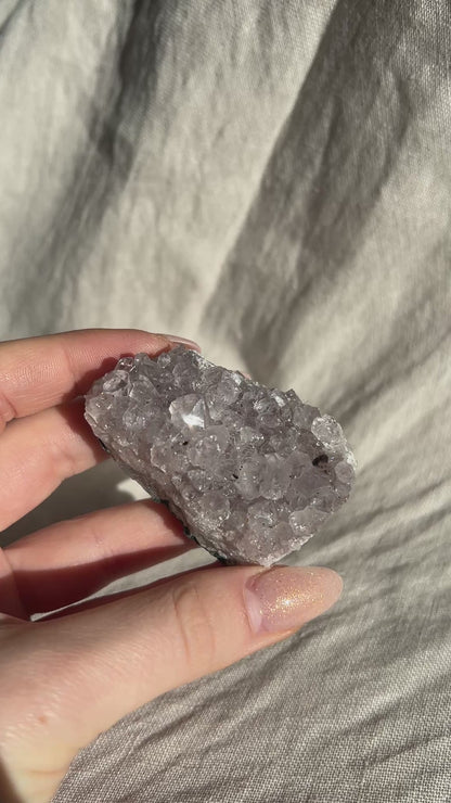 Amethyst – mittleres Naturstück (ca. 50–90g)