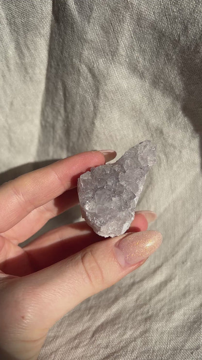 Amethyst – mittleres Naturstück (ca. 50–90g)